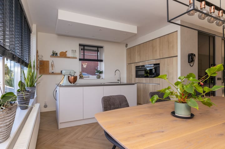 Foto 9 van Adriaan Anthoniszstraat 28