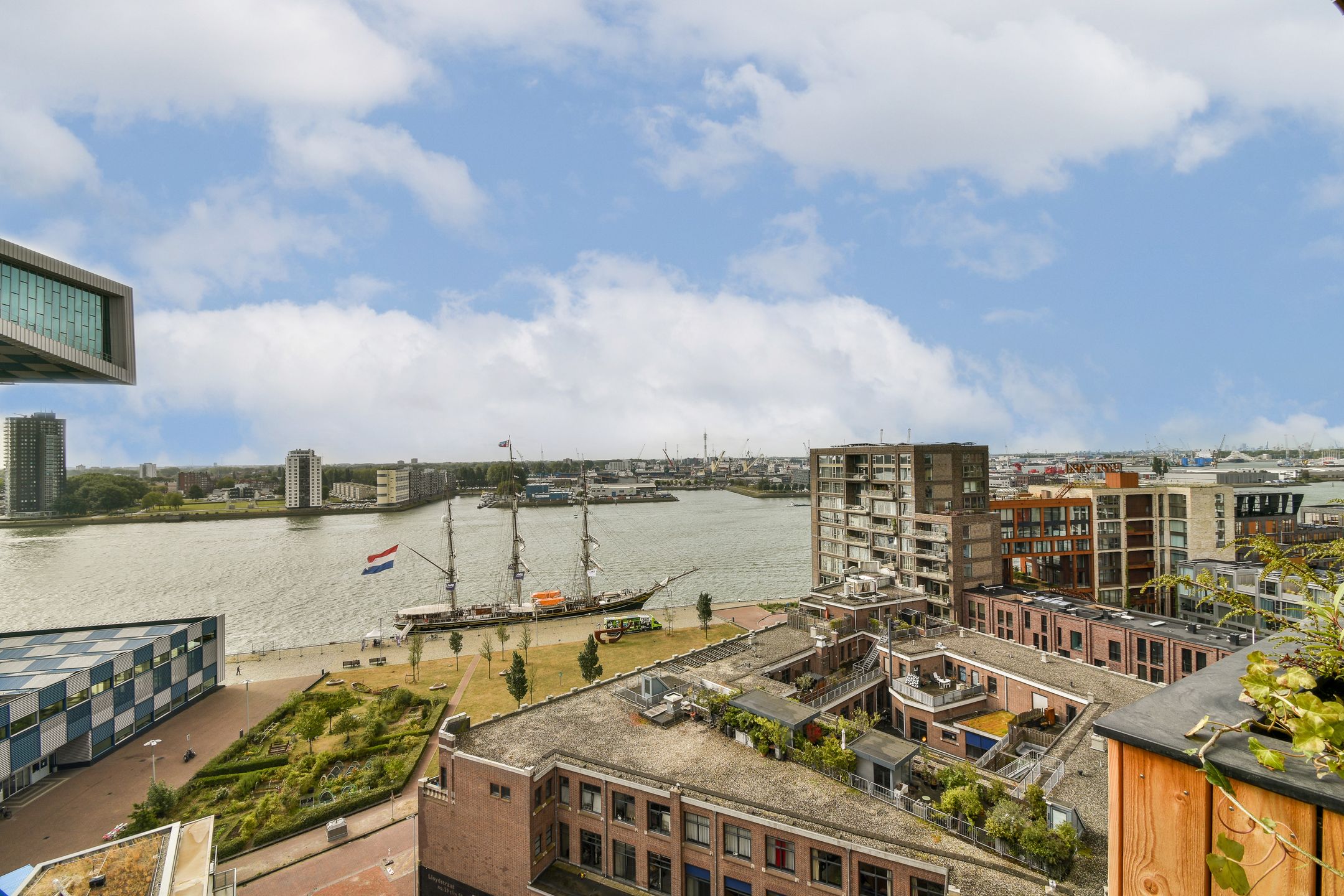 Foto 6 van Kratonkade 178