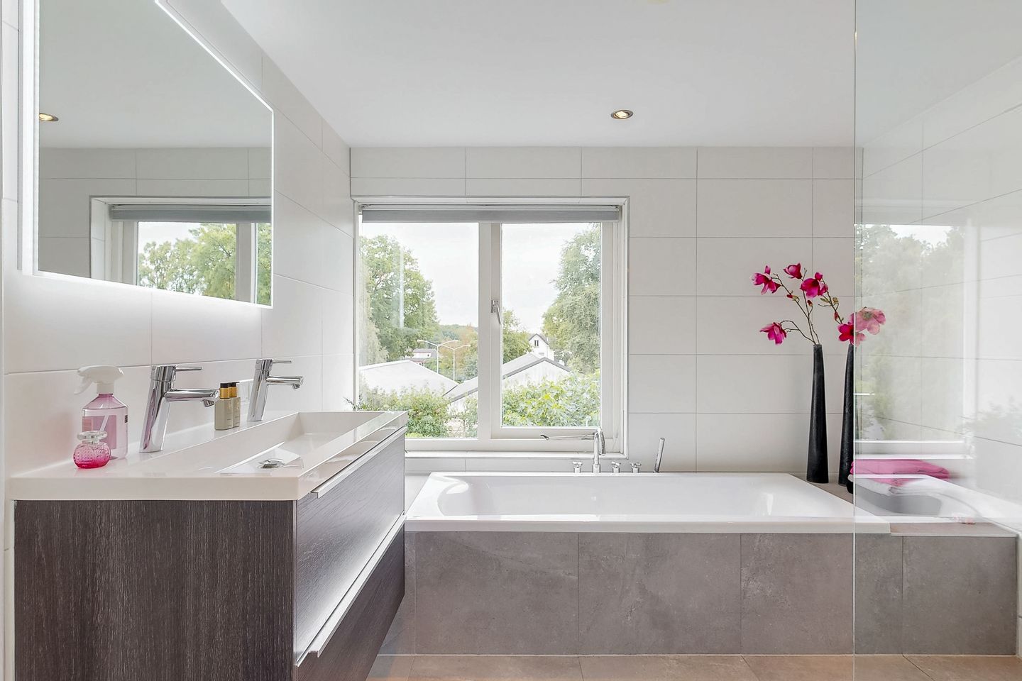 Foto 19 van Parallelweg 22