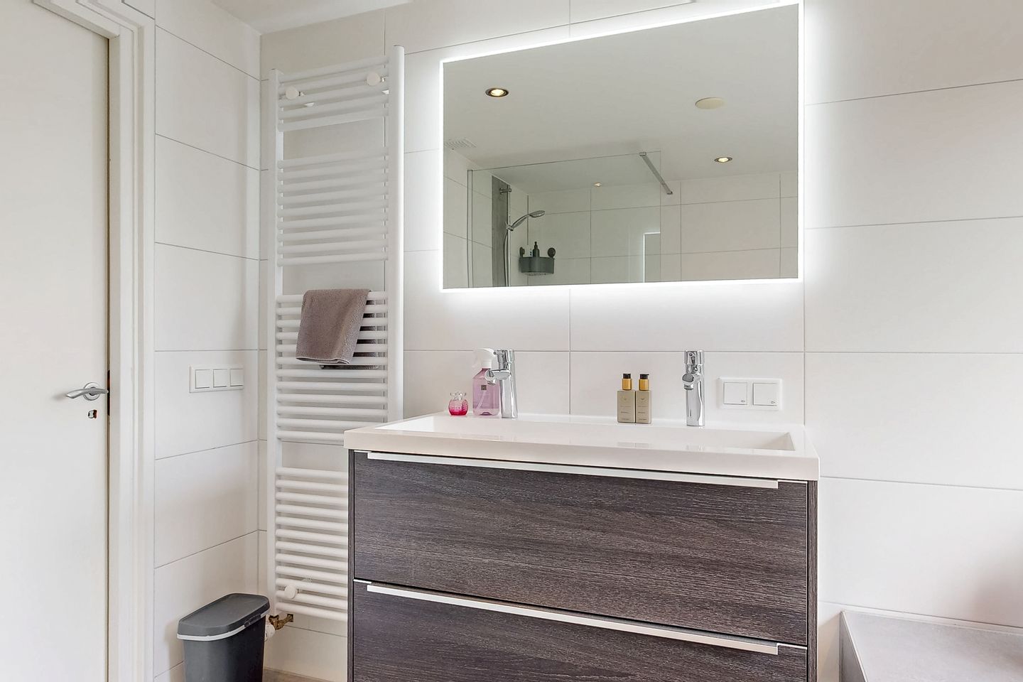 Foto 20 van Parallelweg 22