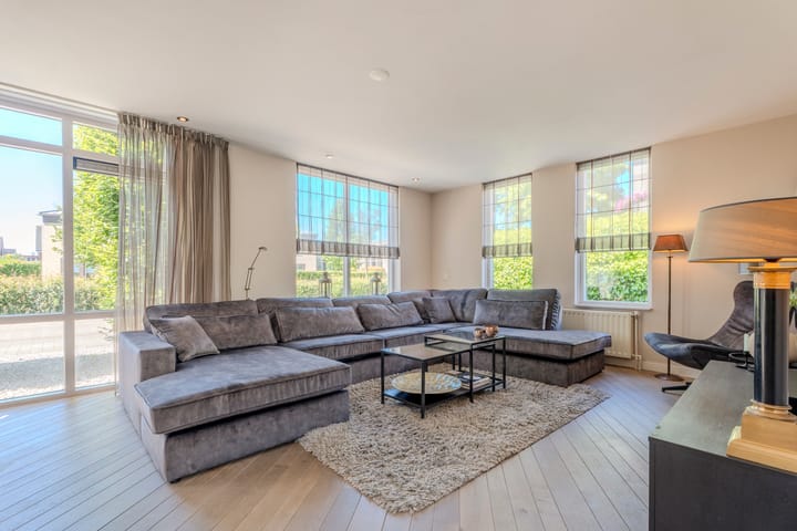 Foto 2 van Zuring 80