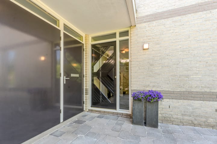 Foto 8 van Zuring 80