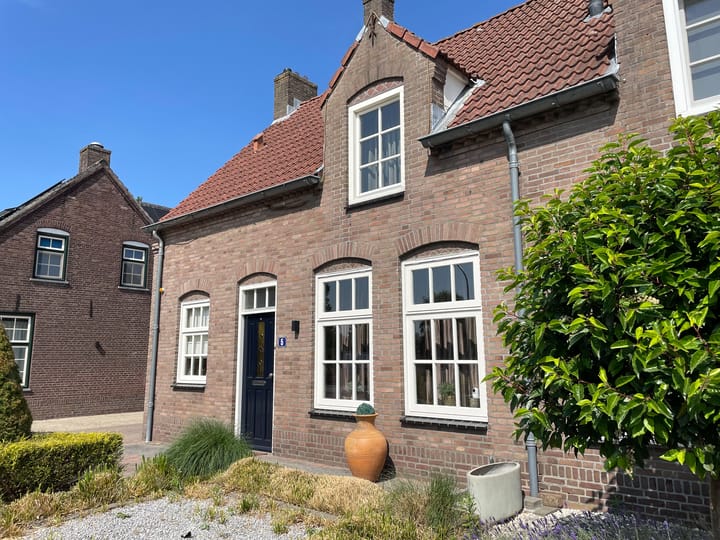 Foto 5 van Mgr. Smetsstraat 5