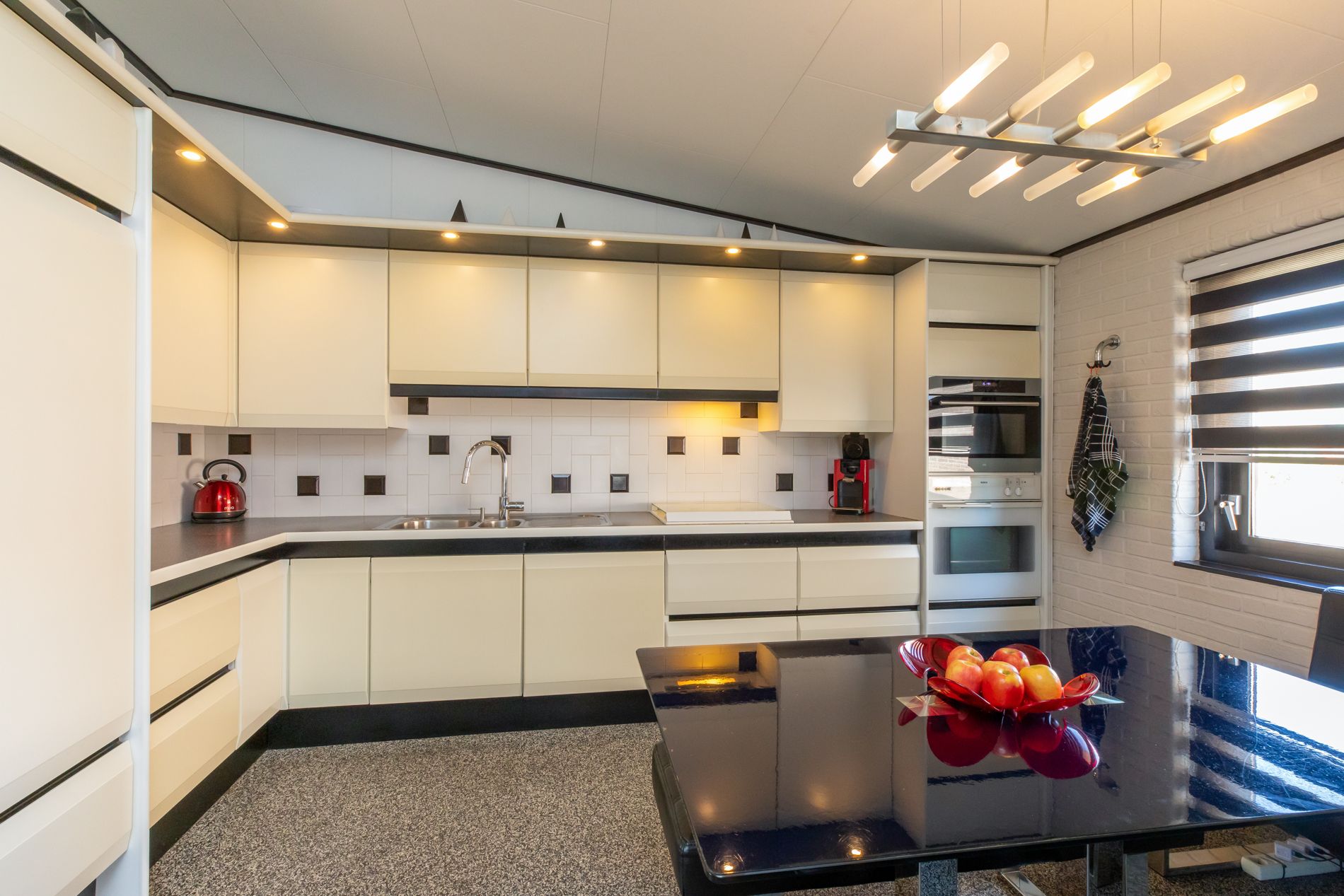 Foto 12 van de Ruyterstraat 6