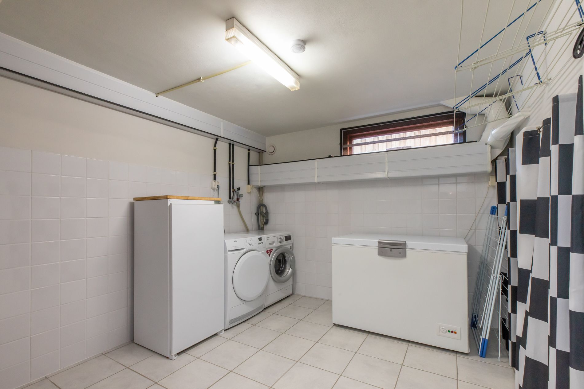 Foto 24 van de Ruyterstraat 6