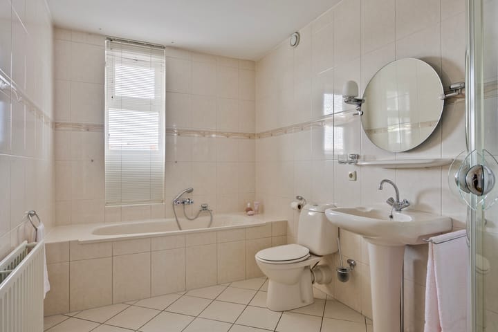 Foto 19 van Stiffelio 37