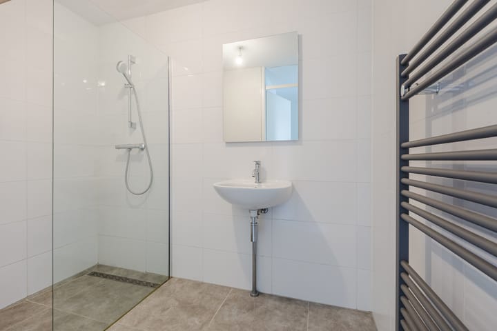 Photo 24 of Elisabeth Samsonstraat 25