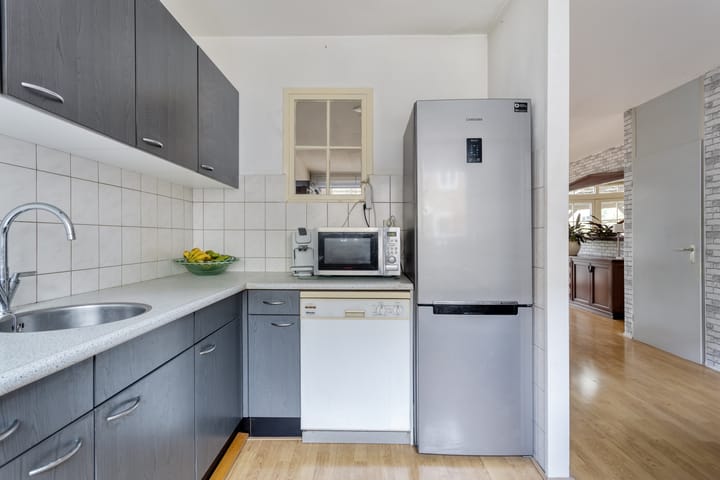 Foto 14 van Pierre Monteuxstraat 53