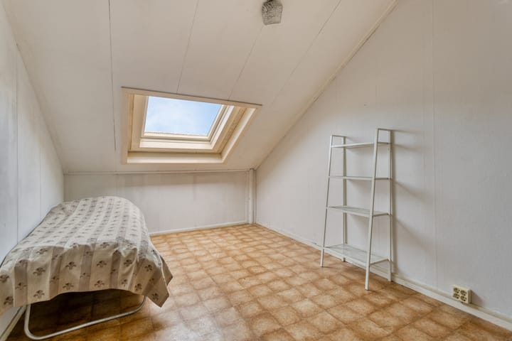 Foto 27 van Pierre Monteuxstraat 53