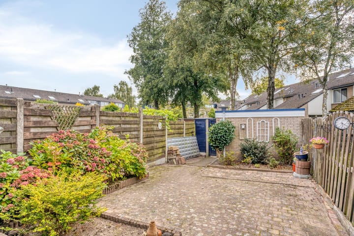 Foto 29 van Pierre Monteuxstraat 53