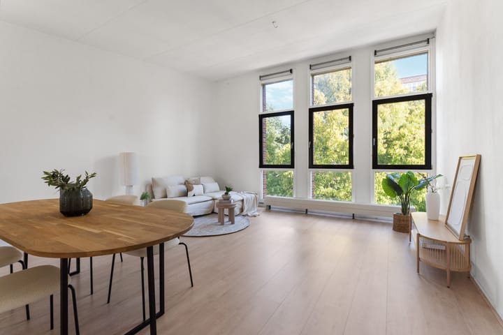 Foto 2 van Raden Adjeng Kartinistraat 17