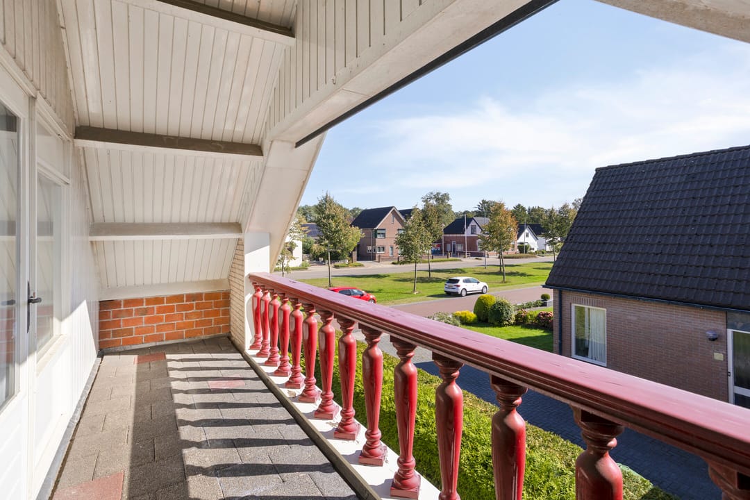 Photo 32 of Dwarskade 42