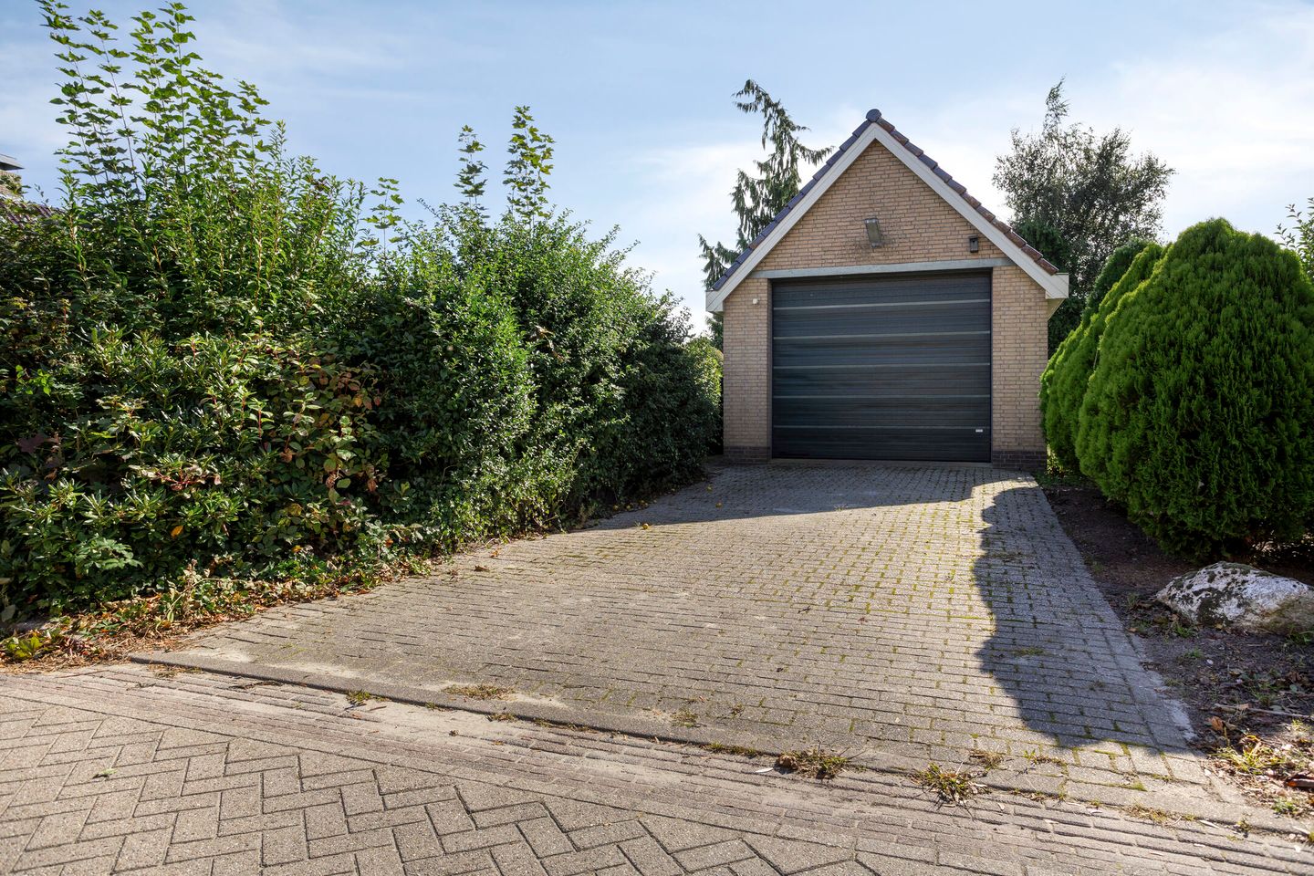 Photo 40 of Dwarskade 42