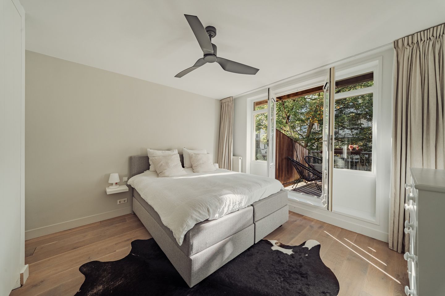 Foto 14 van Eerste Jacob van Campenstraat 20-1