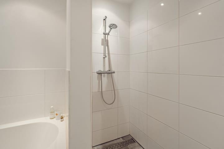 Photo 25 of Eerste Jacob van Campenstraat 20-1