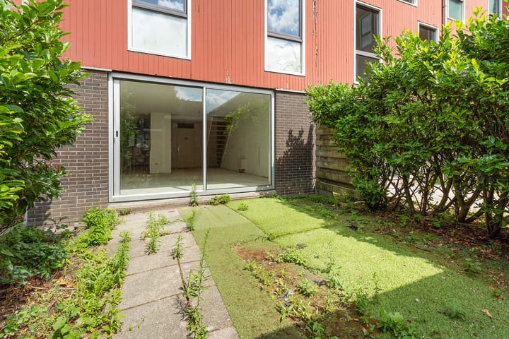 Foto 20 van Raden Adjeng Kartinistraat 15