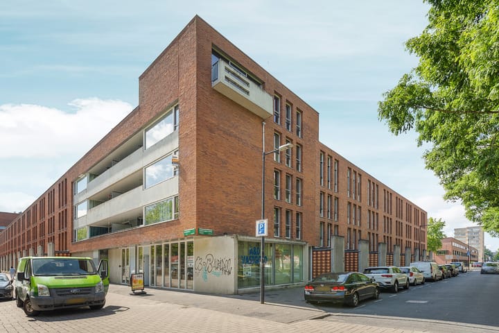 Foto 24 van Raden Adjeng Kartinistraat 15