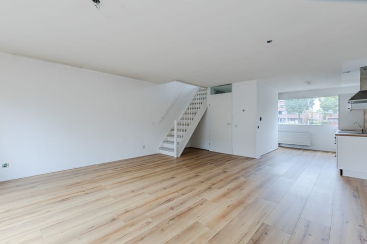 Foto 7 van Efua Sutherlandstraat 15