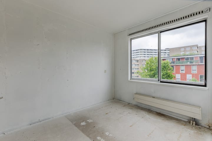 Foto 13 van Efua Sutherlandstraat 15