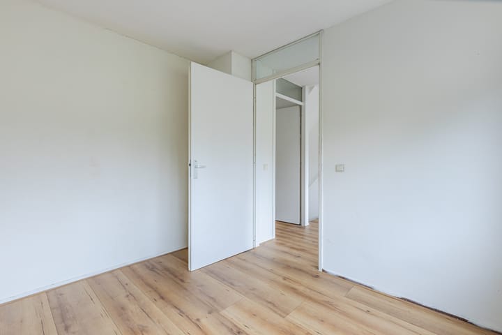 Foto 26 van Efua Sutherlandstraat 15