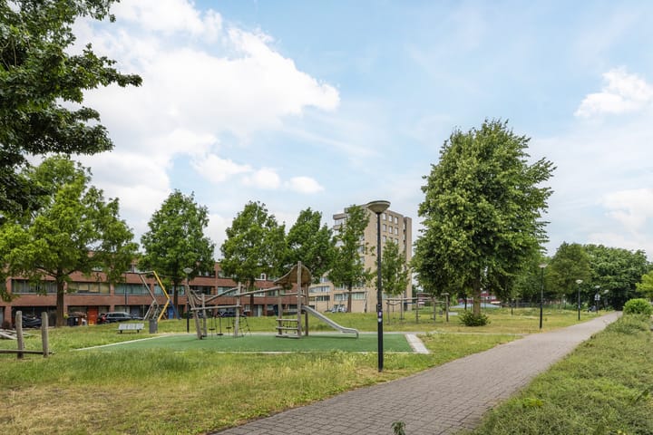 Foto 36 van Efua Sutherlandstraat 15