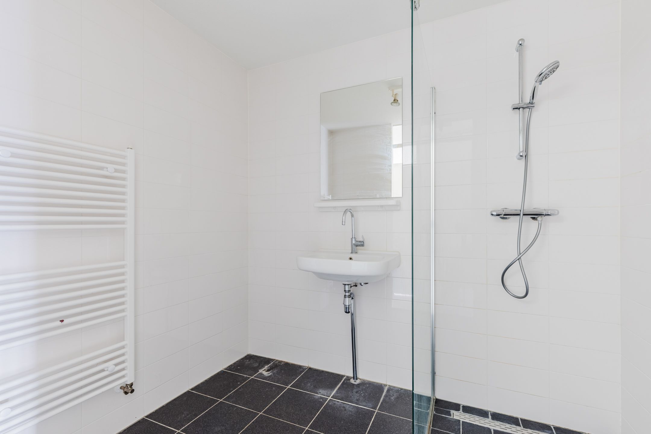 Foto 12 van Efua Sutherlandstraat 39