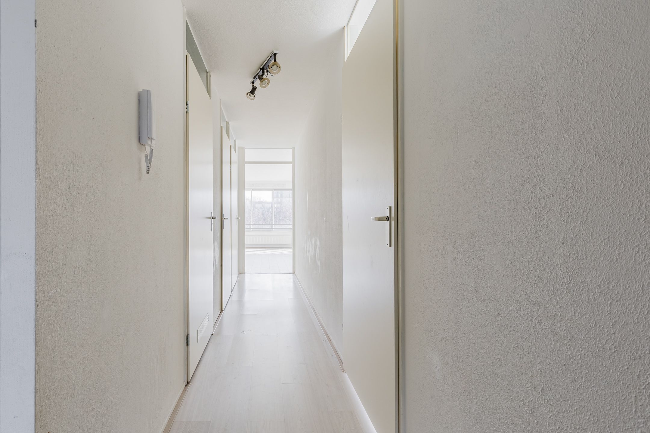 Foto 15 van Efua Sutherlandstraat 39