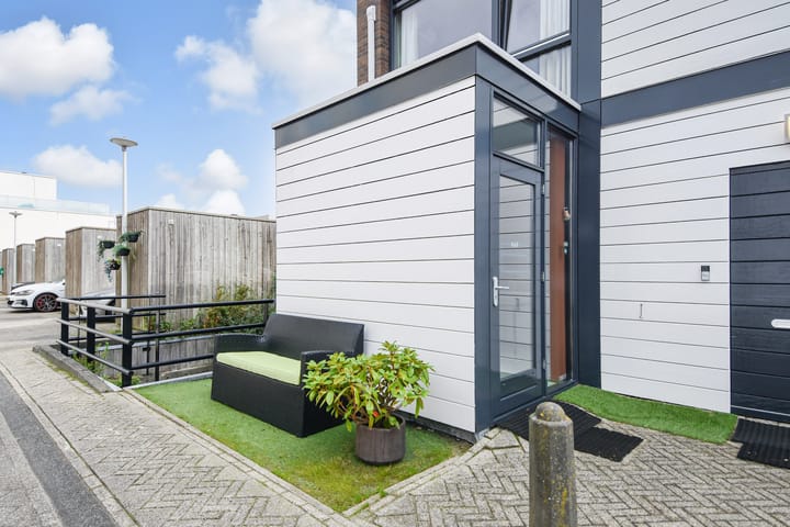 Photo 9 of Backeswater 17