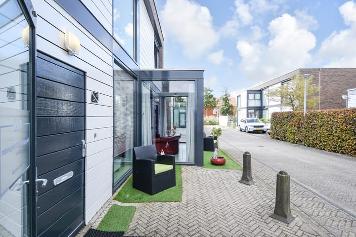 Photo 10 of Backeswater 17