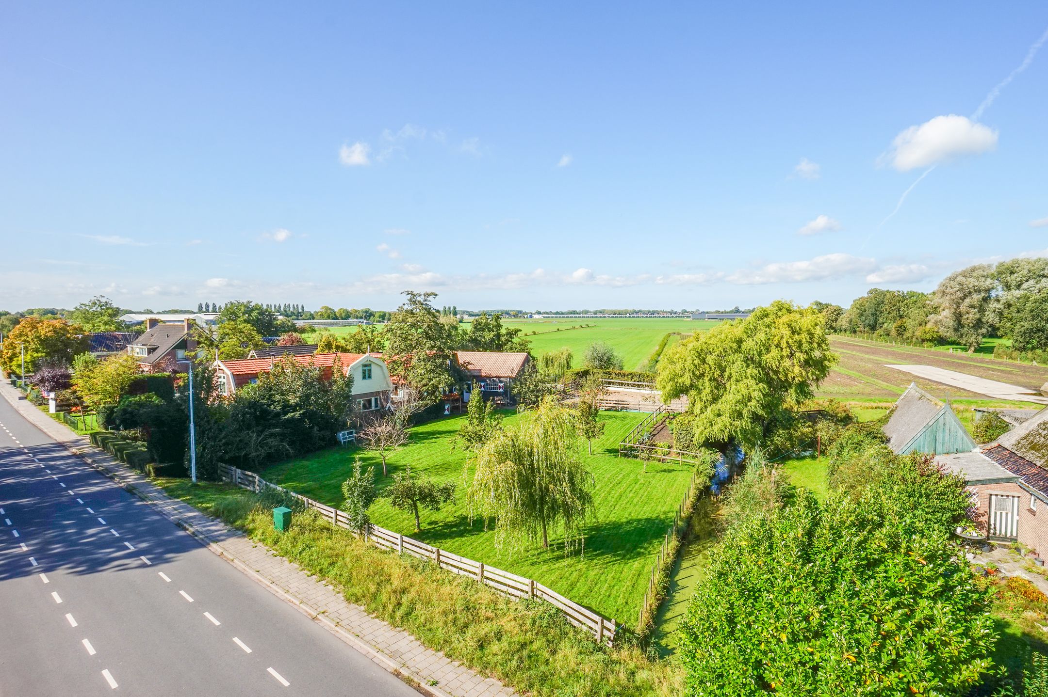 Foto 81 van Dorpsweg 14