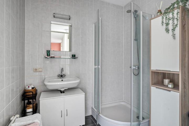 Foto 27 van Porporastraat 124