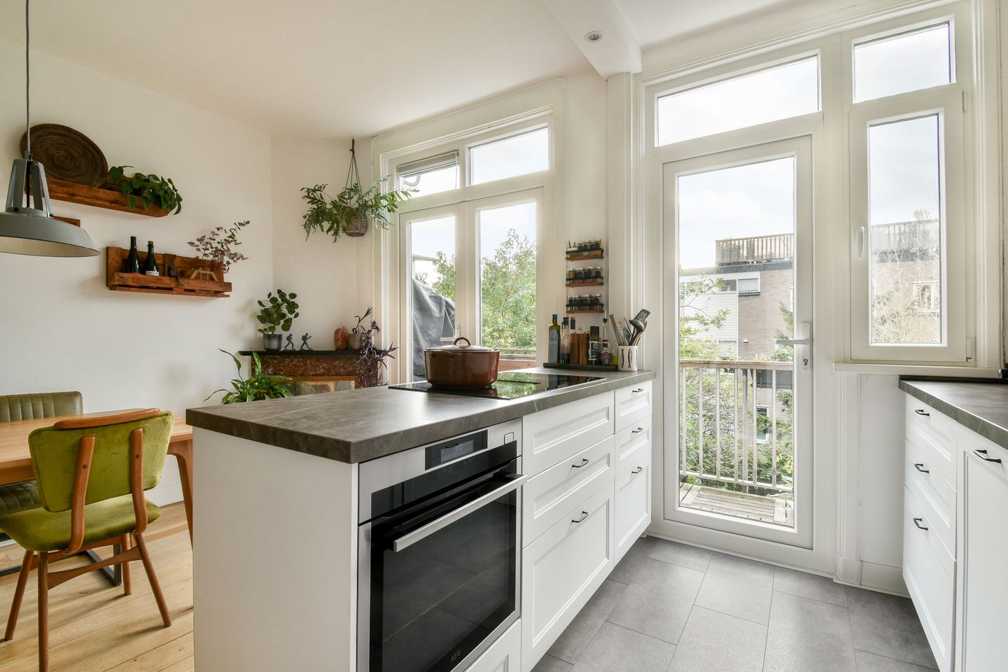 Foto 10 van Adelaarsweg 18