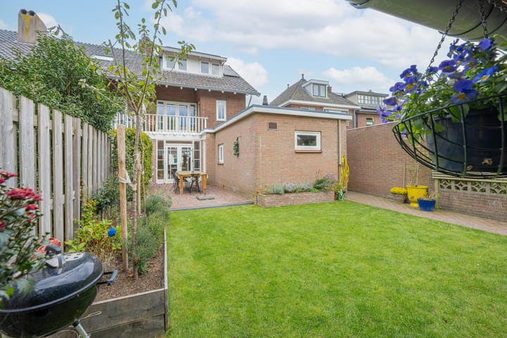 Photo 3 of Heiligestraat 14-A