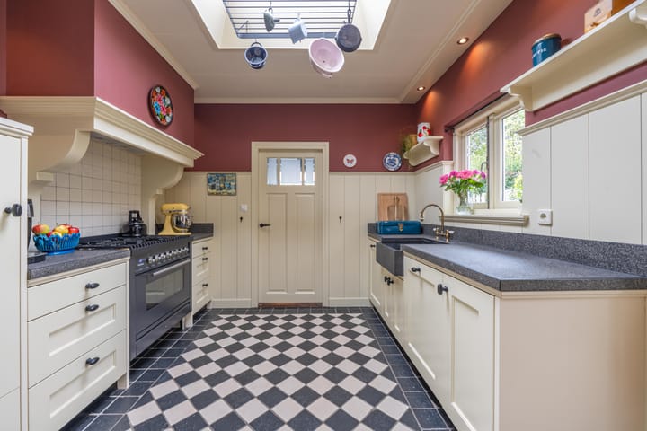 Photo 37 of Heiligestraat 14-A