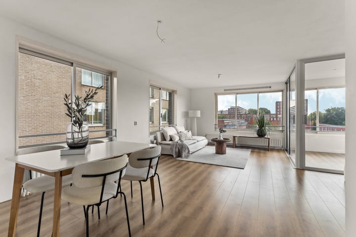 Efua Sutherlandstraat 44 main image