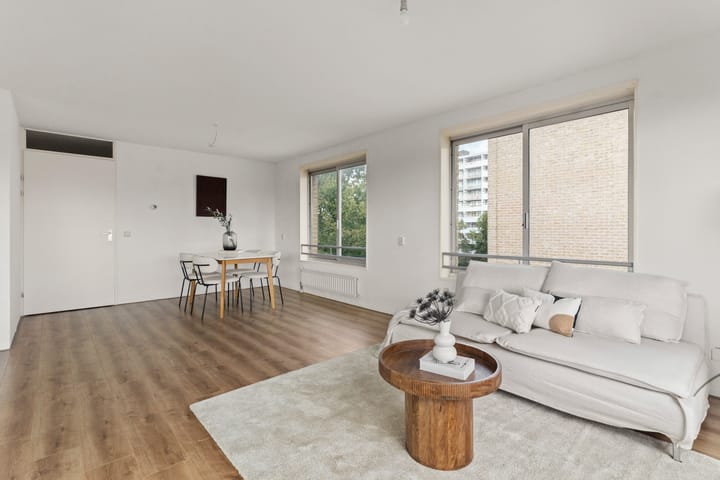 Foto 3 van Efua Sutherlandstraat 44