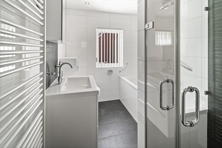 Photo 21 of Ireneplein 2-A