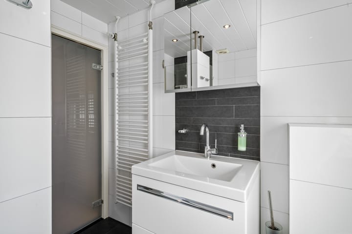 Photo 23 of Ireneplein 2-A