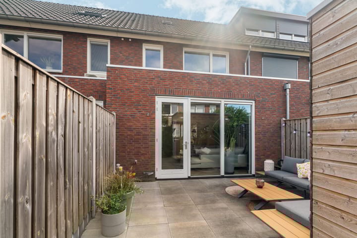 Photo 41 of Vieracker 39-B