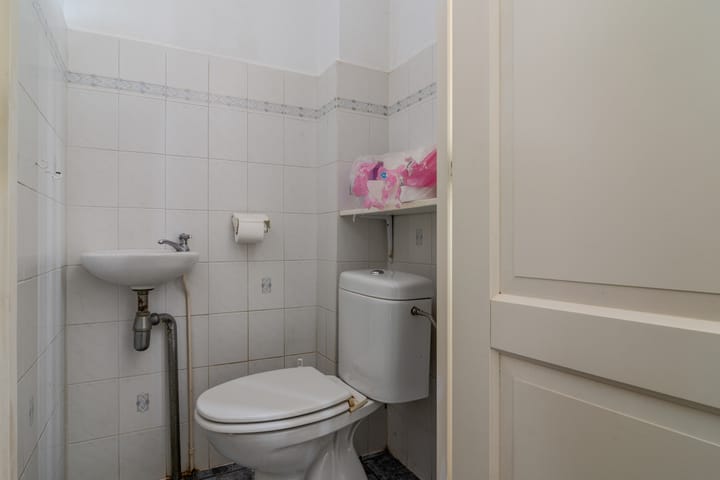 Photo 3 of Zeisstraat 40