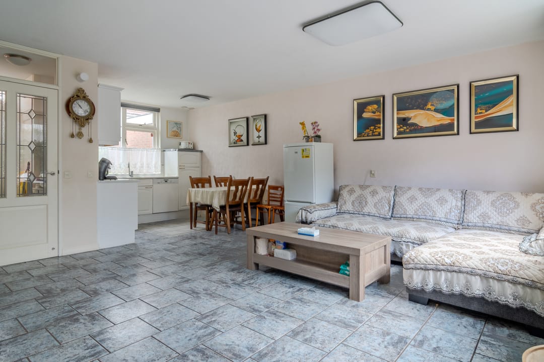 Foto 8 van Zeisstraat 40