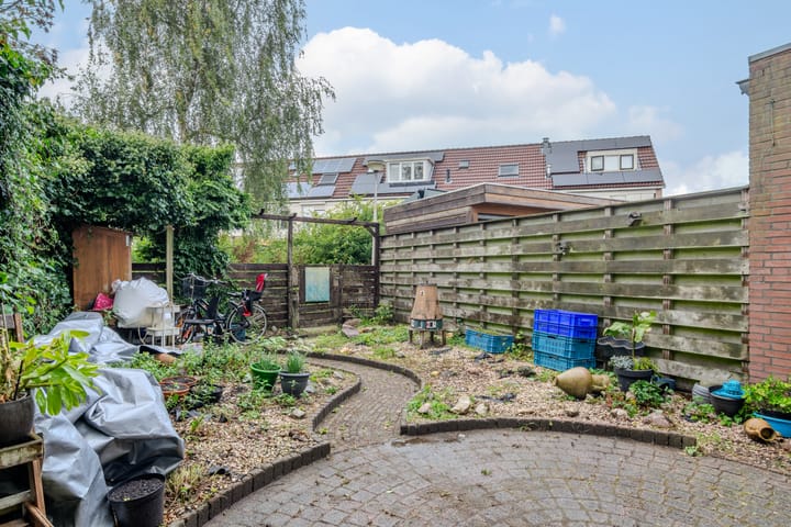 Photo 25 of Zeisstraat 40