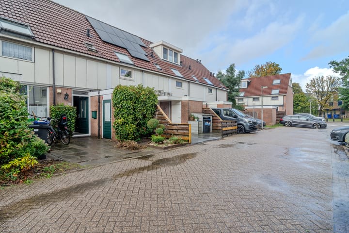 Photo 28 of Zeisstraat 40