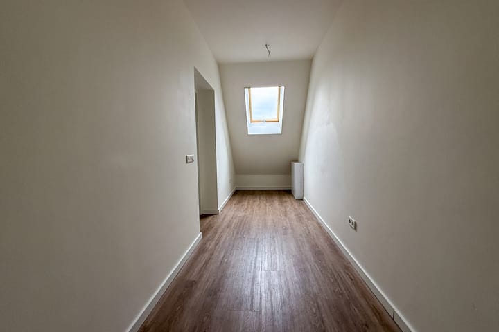 Foto 19 van Houtstraat 56-E