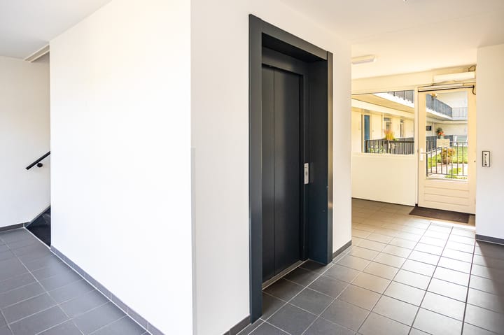 Foto 9 van Dorpsplein 24