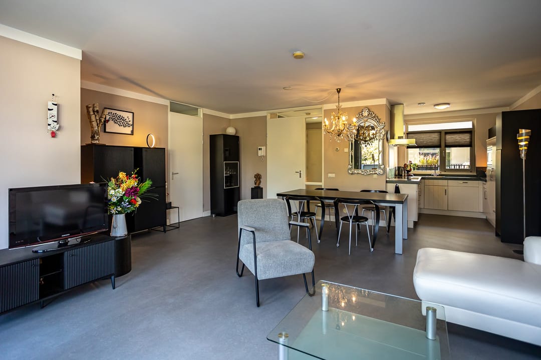 Foto 16 van Dorpsplein 24