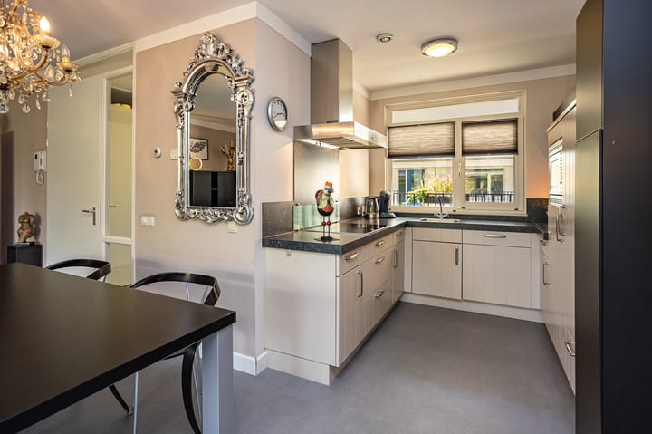 Foto 17 van Dorpsplein 24