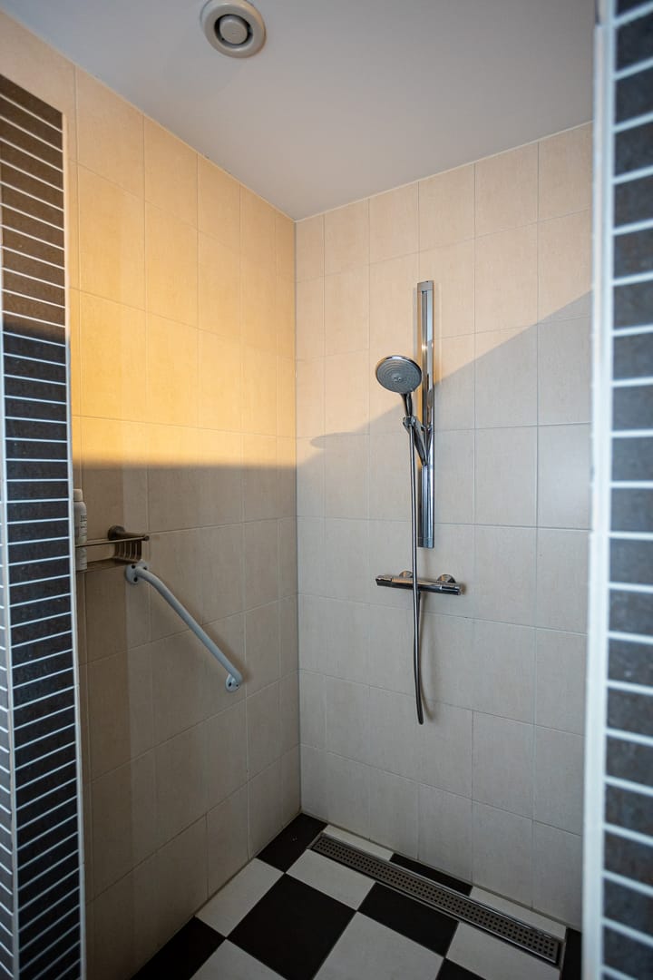 Foto 32 van Dorpsplein 24