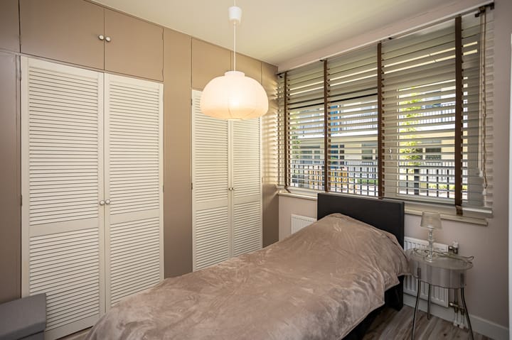 Foto 34 van Dorpsplein 24