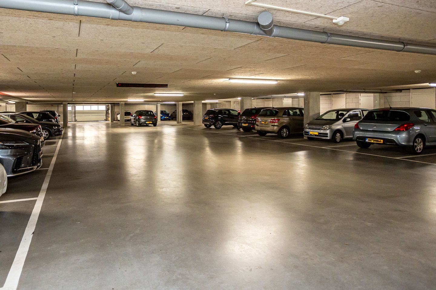 Foto 40 van Dorpsplein 24